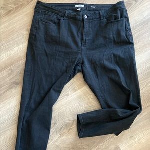 Warp + Weft JFK Skinny Jean in Black, size 22x29